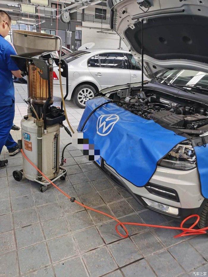 途观l保养经历这是首次保养要按时搞好