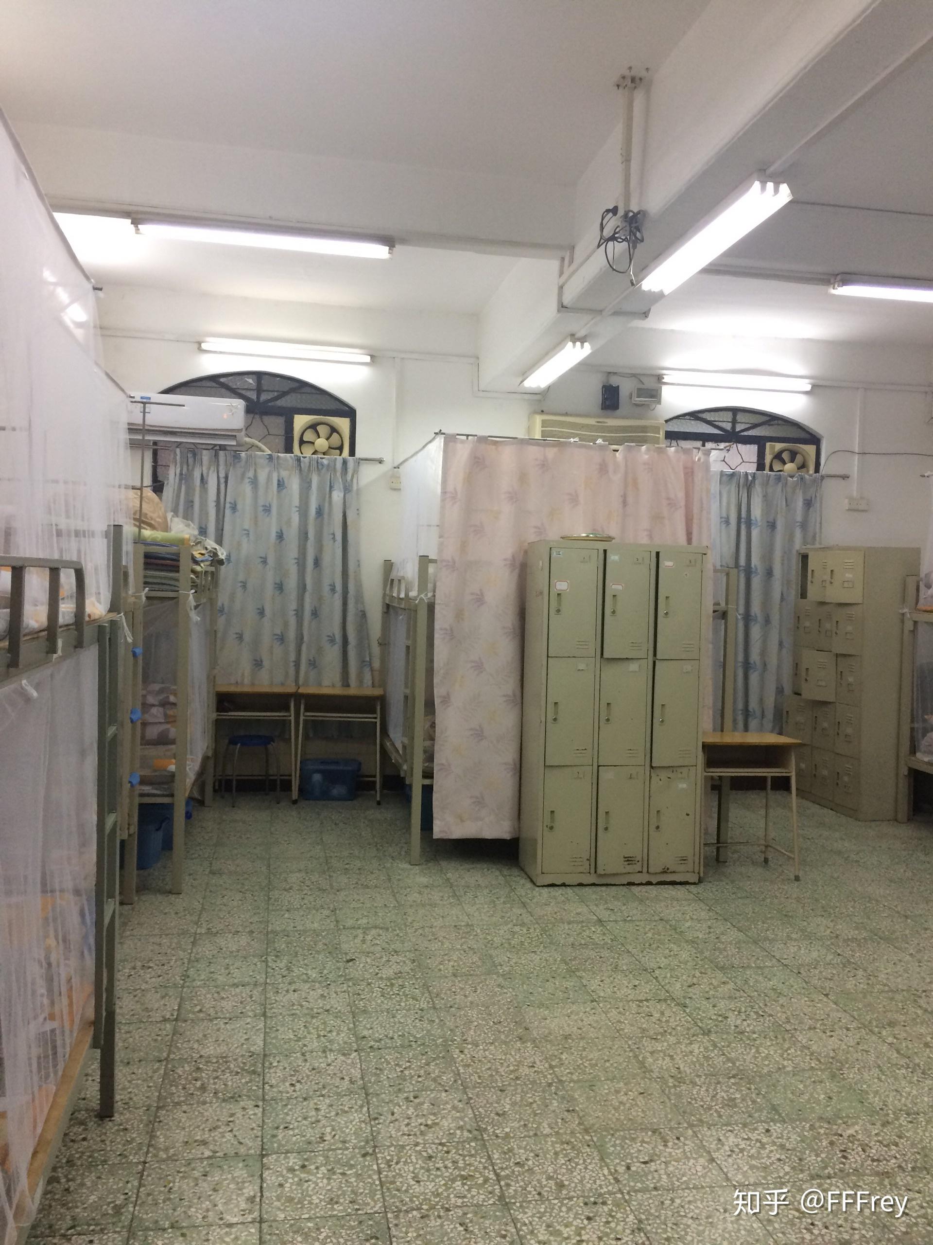 广州市高山复读机构好还是卓越复读机构好?