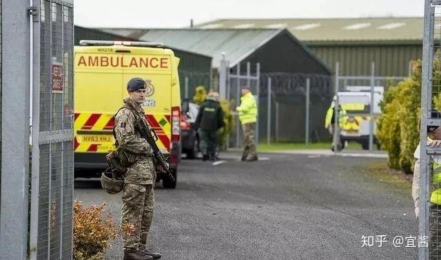 英国很多媒体报道,当地时间1月31日的下午,英国的撤侨专机抵达了英国