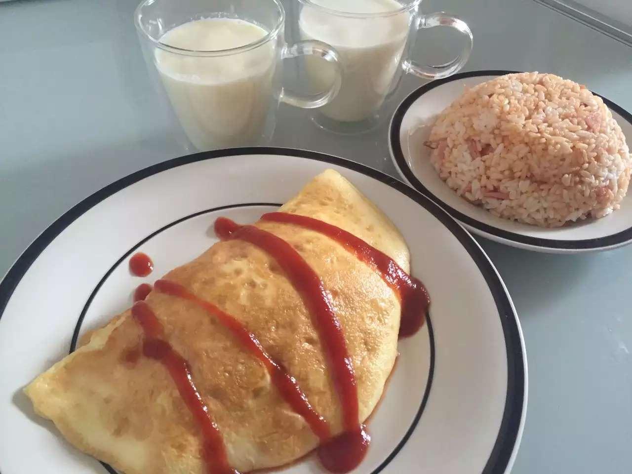 那些早上起来做饭、跑步、冲澡后去上班的人都