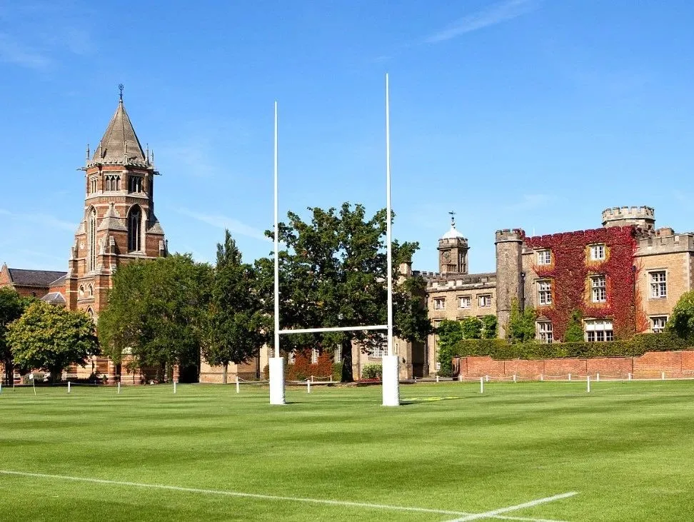 英国贵族学校|橄榄球运动发源地rugby school