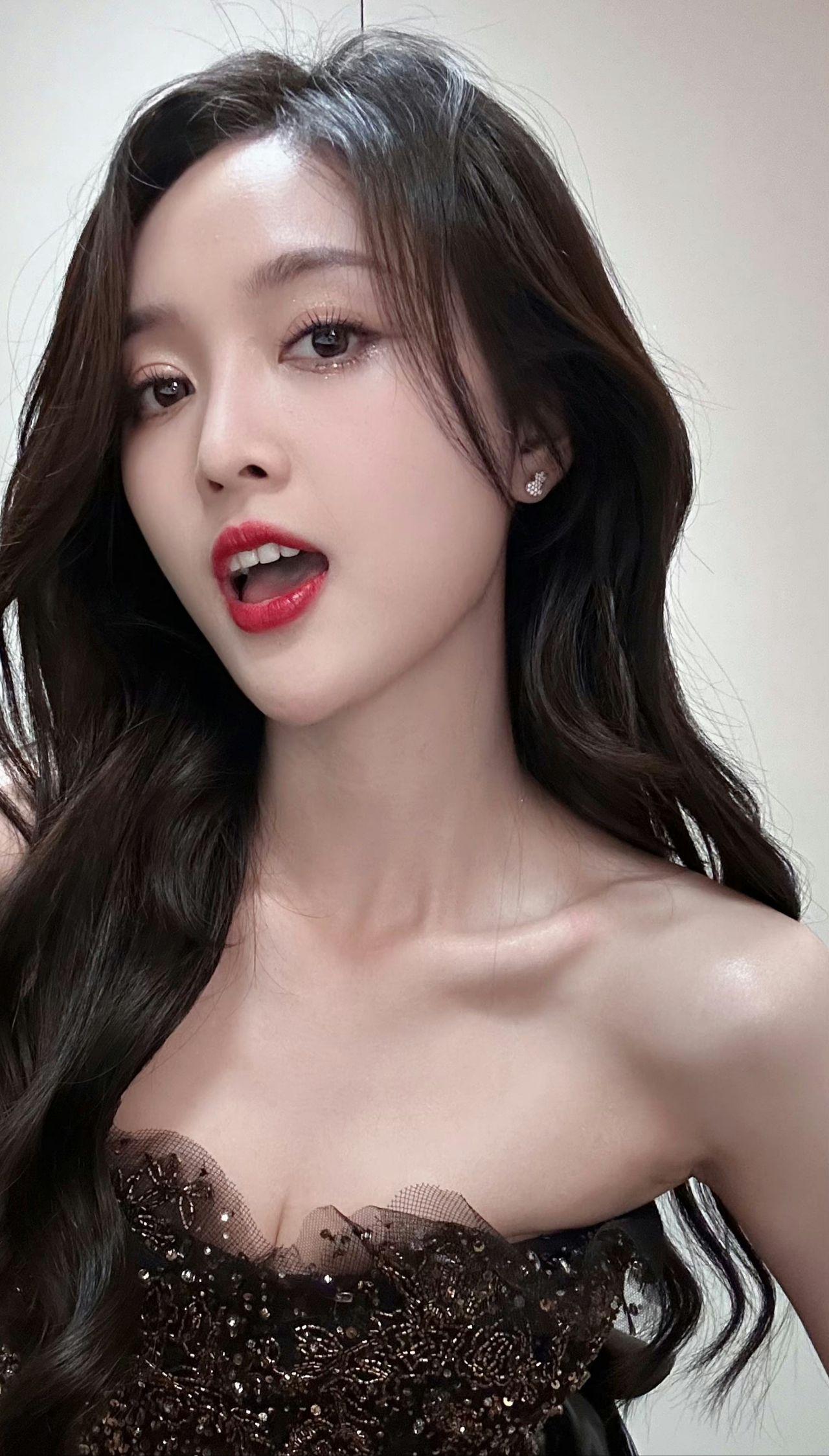 美丽明星吴宣仪,高清照片可收藏 - 知乎