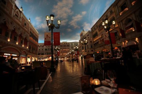 明知去澳门等赌场会输钱,还有很多人去赌,为什