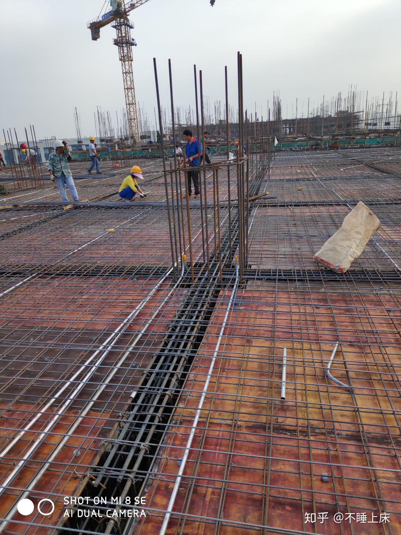 累不死,晒不死,淋不死的钢筋工 - 知乎