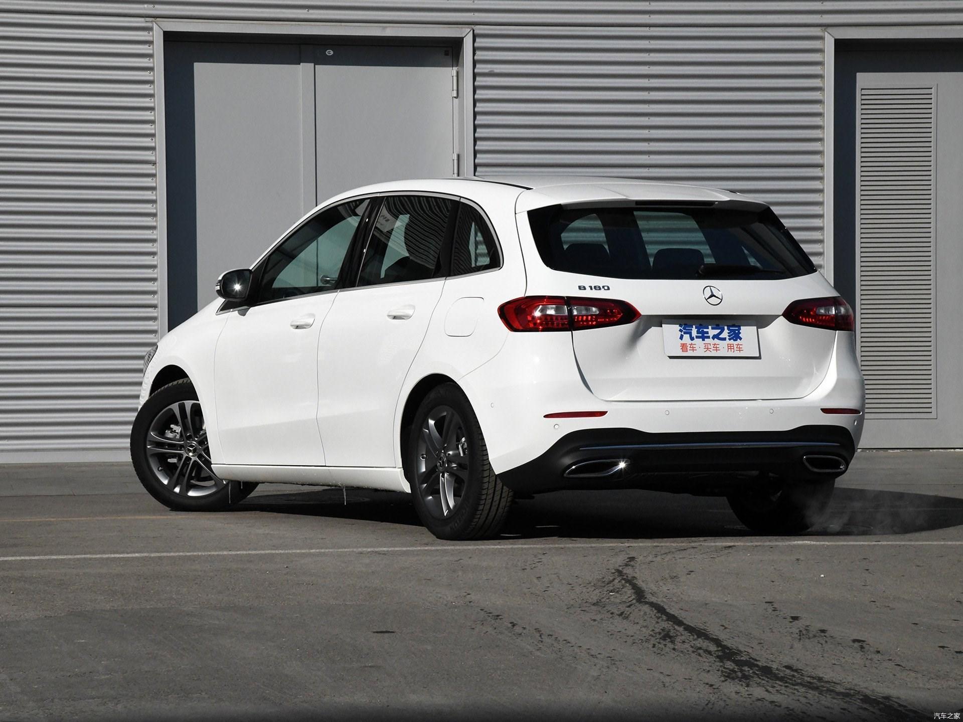 佛山地区 奔驰b级最高优惠3.2万元!