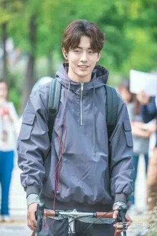 v2-fb269cc06fe27ced27f777be55c45679_b.jpg