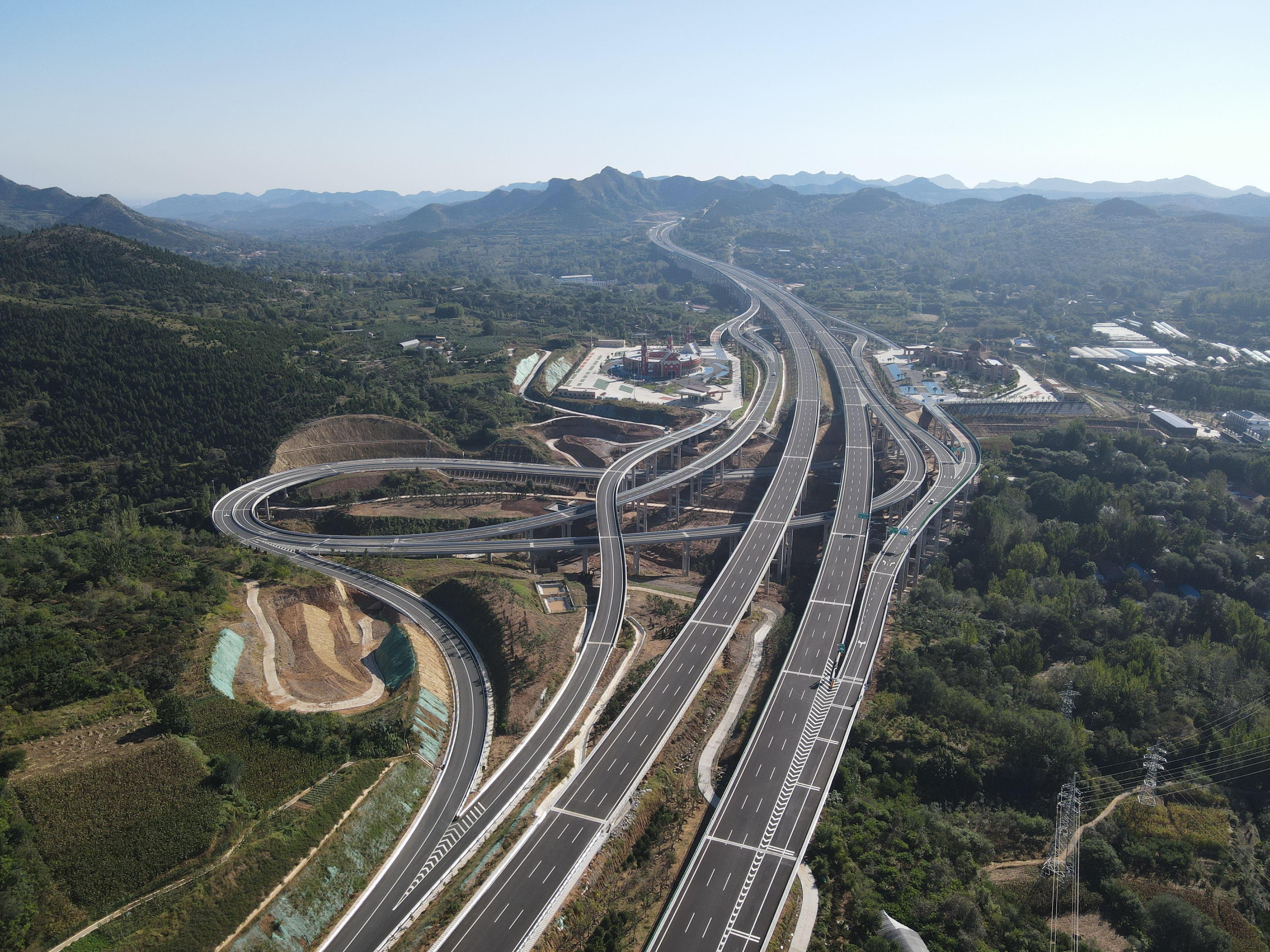 全国首条零碳智慧高速正式通车