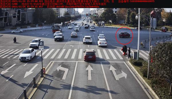 曝光这些不按导向车道行驶的违法车辆