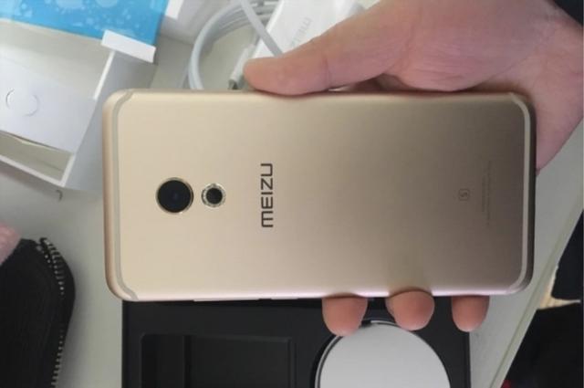 黄章彻底爆发了联发科x25superamoled屏仅1299屏幕良心