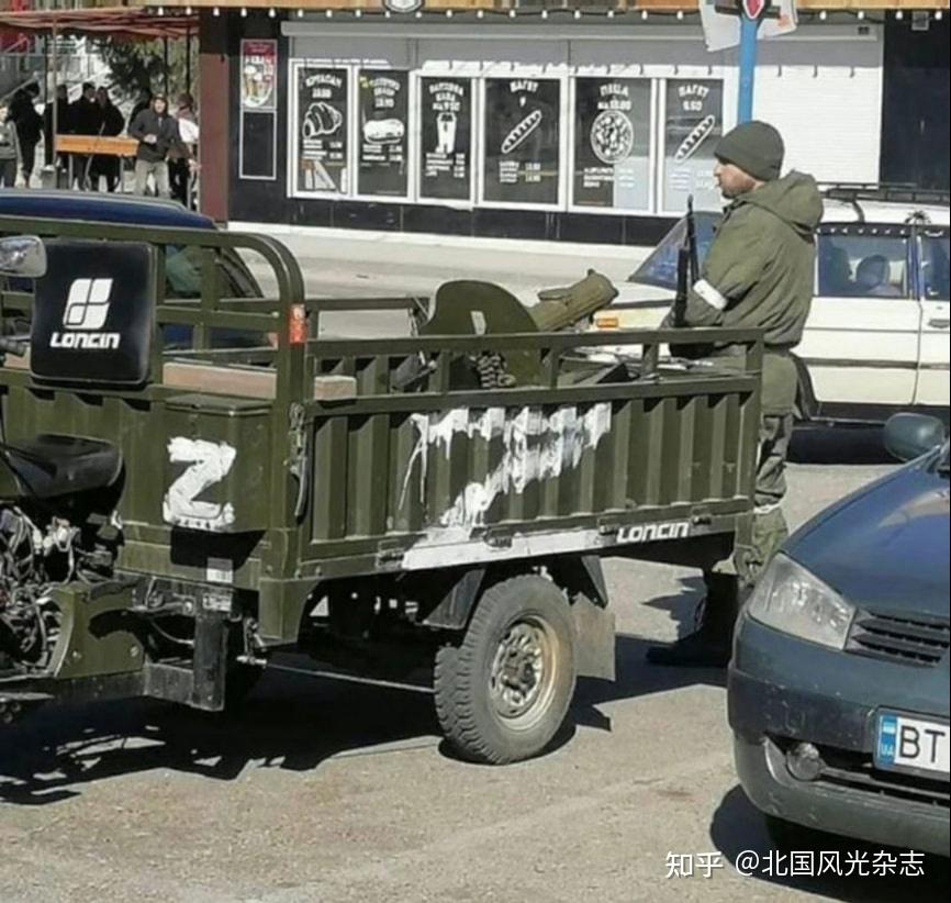 马克沁,坦克挖战壕躲在土里,大家觉得俄罗斯这是要打一战,马车拉机枪