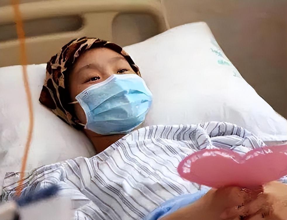 2019年,湖南一高三女生高考前确诊淋巴瘤晚期,弥留之际捐献遗体