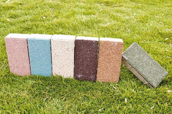 海绵焦作瑞雪兆丰年陶瓷透水砖打造海绵城