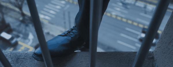 《权欲之巅》两集冲上豆瓣8.2！这部新剧杀疯了