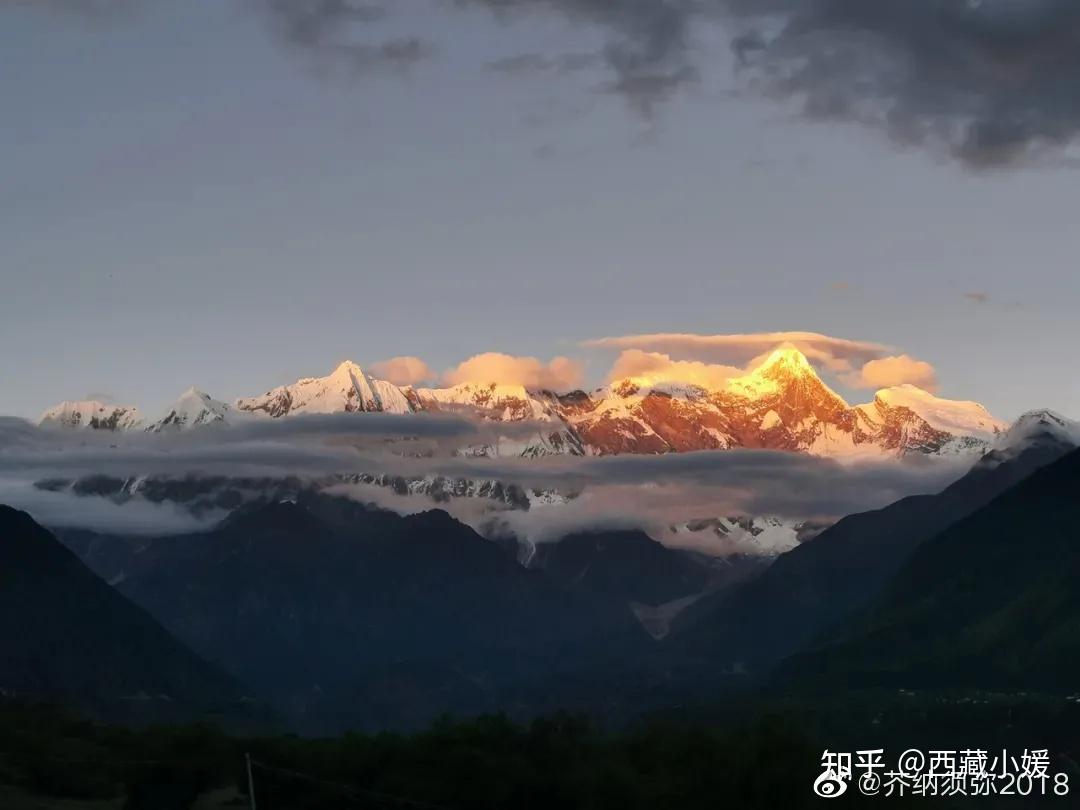 西藏旅游必看的神秘雪山