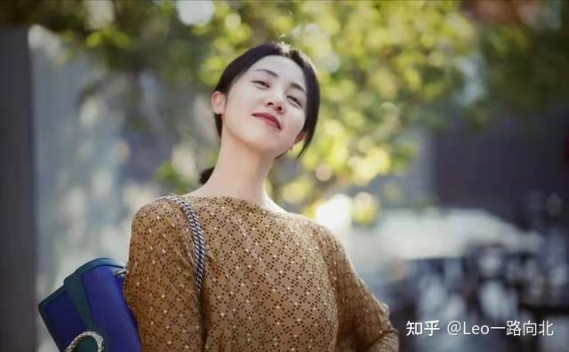 不仅仅有杨雪,还有三胎妈妈孙莉,相夫教子十余年,一复出独挑女一号