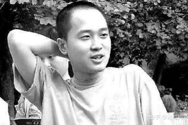 那个高考4次,3次考上北大清华的学神,现在怎么样了? - 知乎