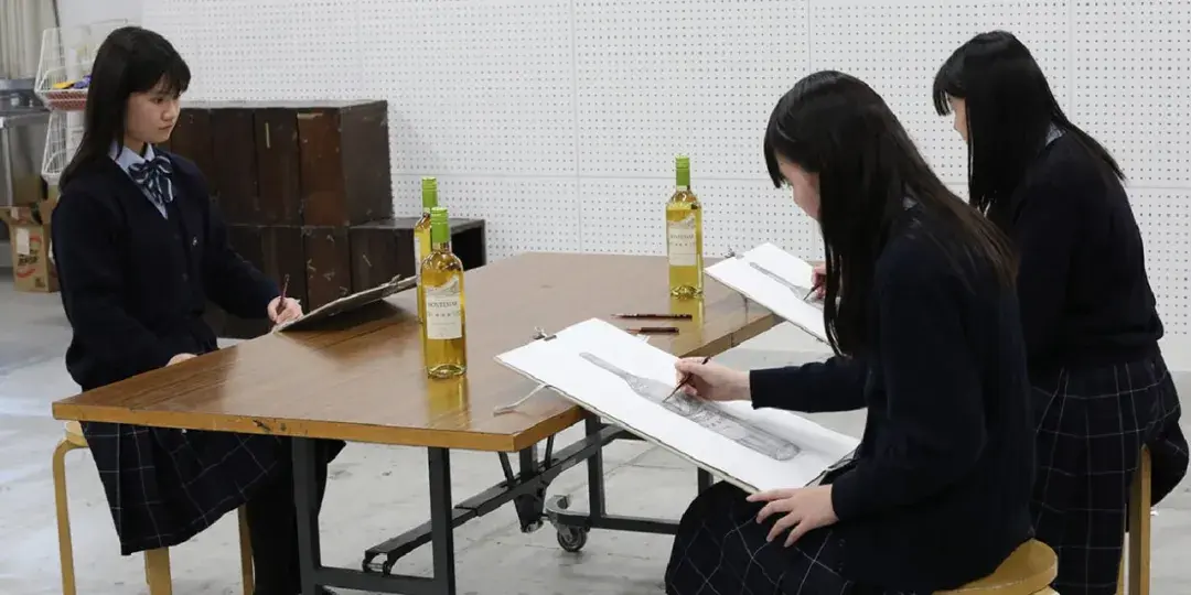 请输入图片描述