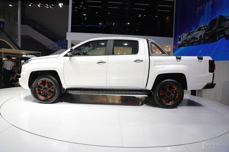 2021成都车展新款江铃域虎7亮相