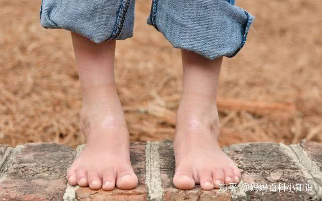 0-12岁孩子的脚型发育竟有这些特点 你关注过吗?