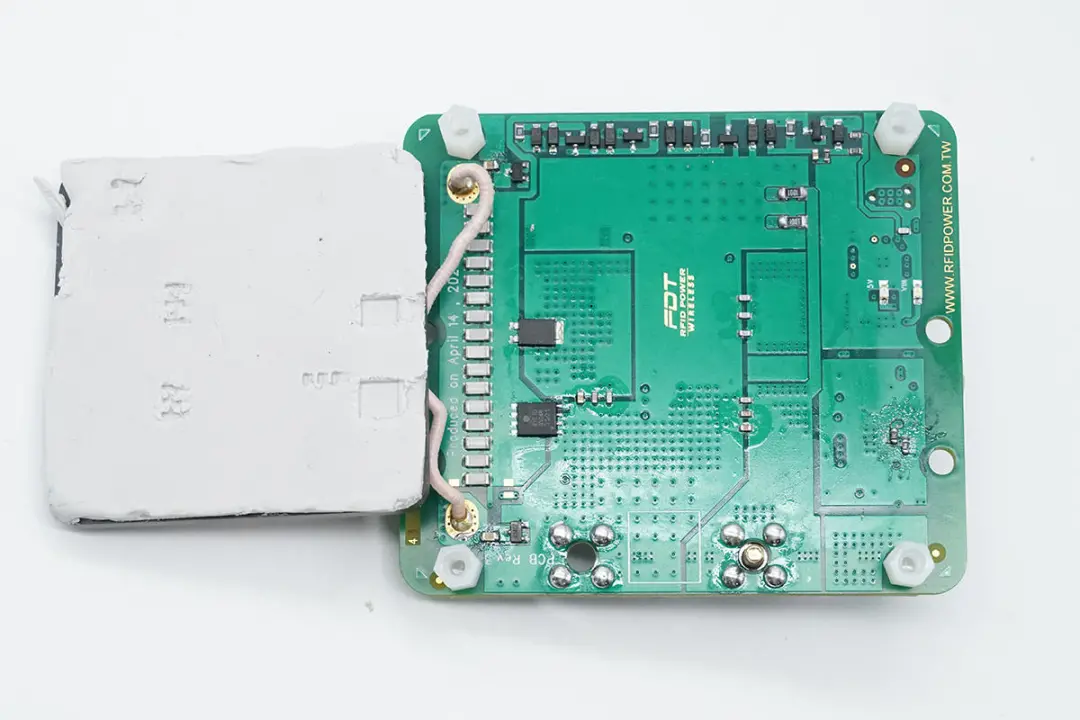 MICROCHIP微芯发布300W工业级无线充方案，支持FOD和NFC检测 - 知乎