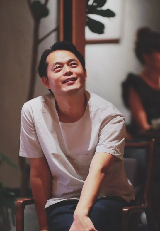 对话青山周平中国年轻人正在失去家的感觉