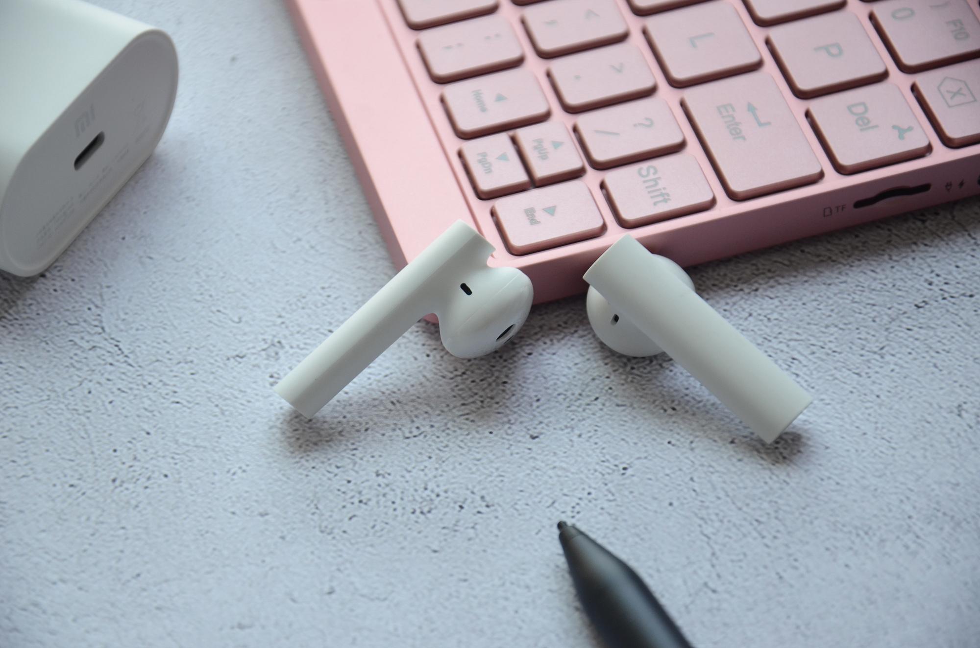 小米10手机专用小米真无线蓝牙耳机air2s评测