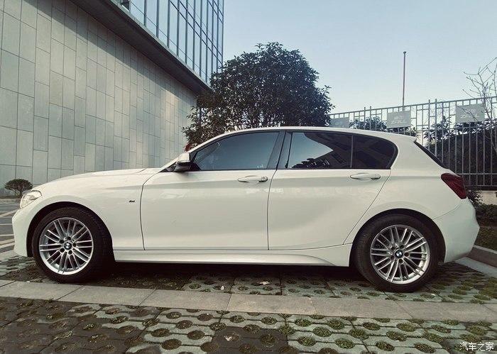 蓝天白云小宝马玩具车玩出新花样