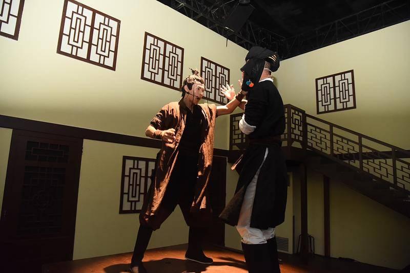 从群演到npc在密室里他们开始演员的自我修养