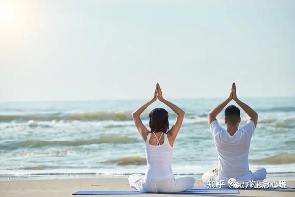 吸引力：ChatGPT 经过训练可以理解自然语言和目标受众，从而可以帮助您创建与其产生共鸣并引发他们兴趣的标题。(吸引力成语)