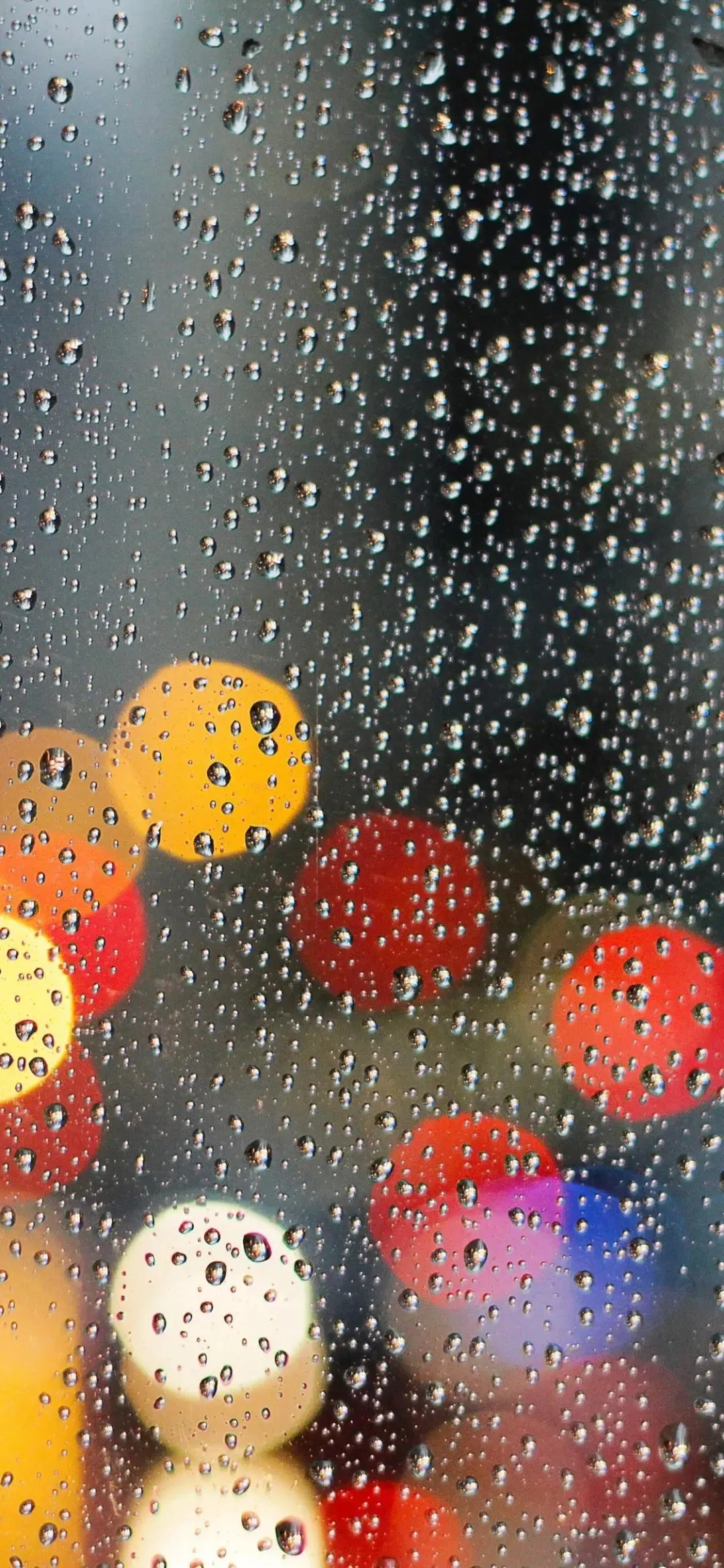 一组超好看的雨景壁纸和绝美背景图