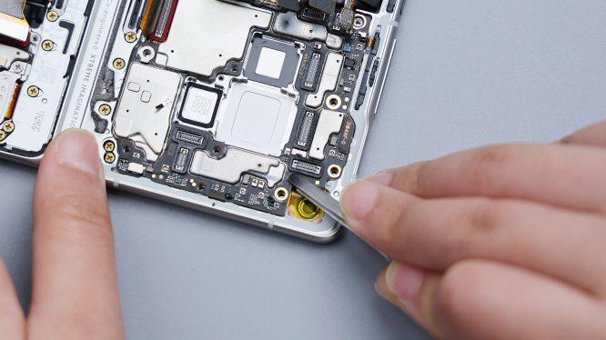 vivoxfold3首发拆解如何实现热辣滚烫式瘦身