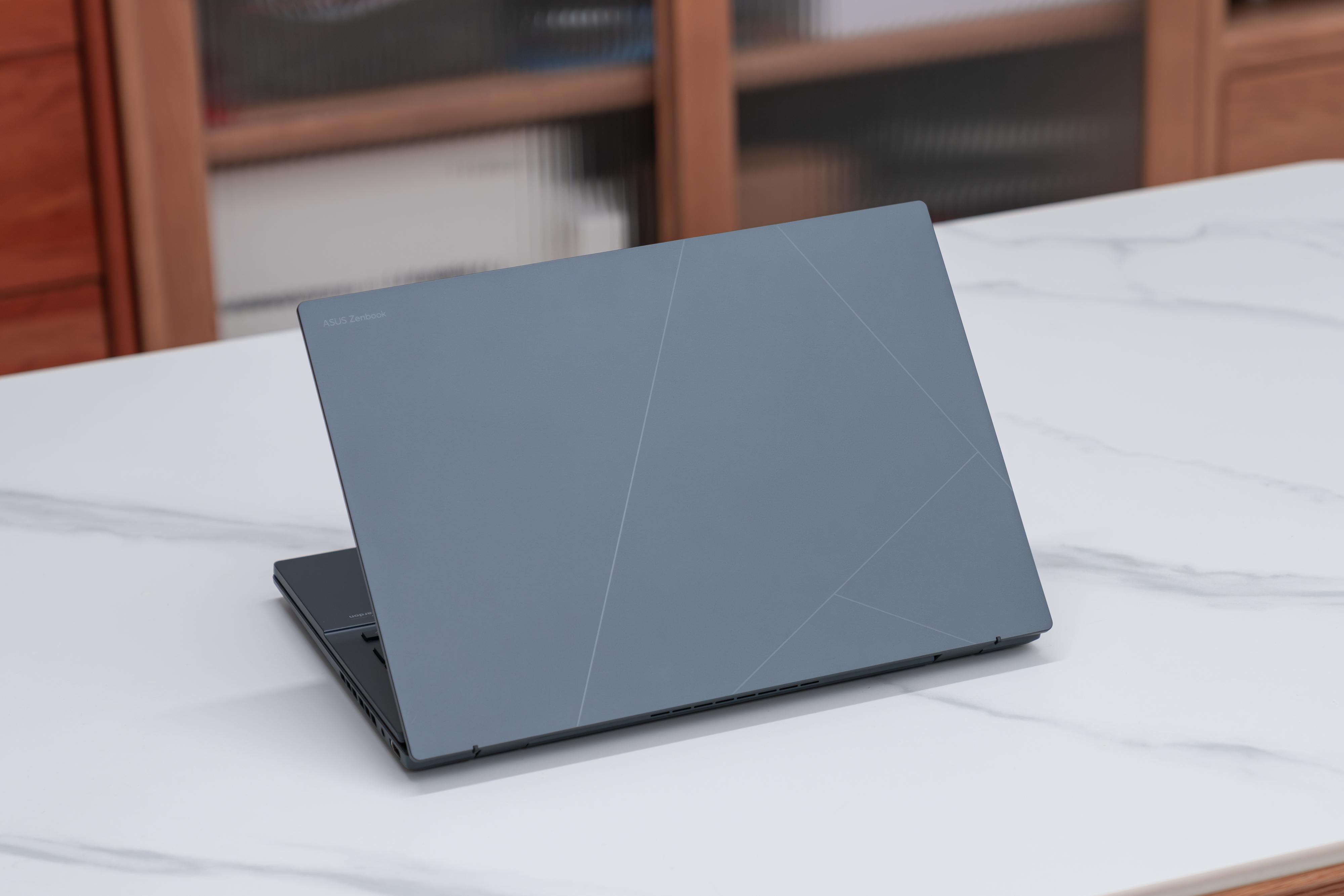 旗舰双屏本又有新形态华硕灵耀14双屏2024详细解读