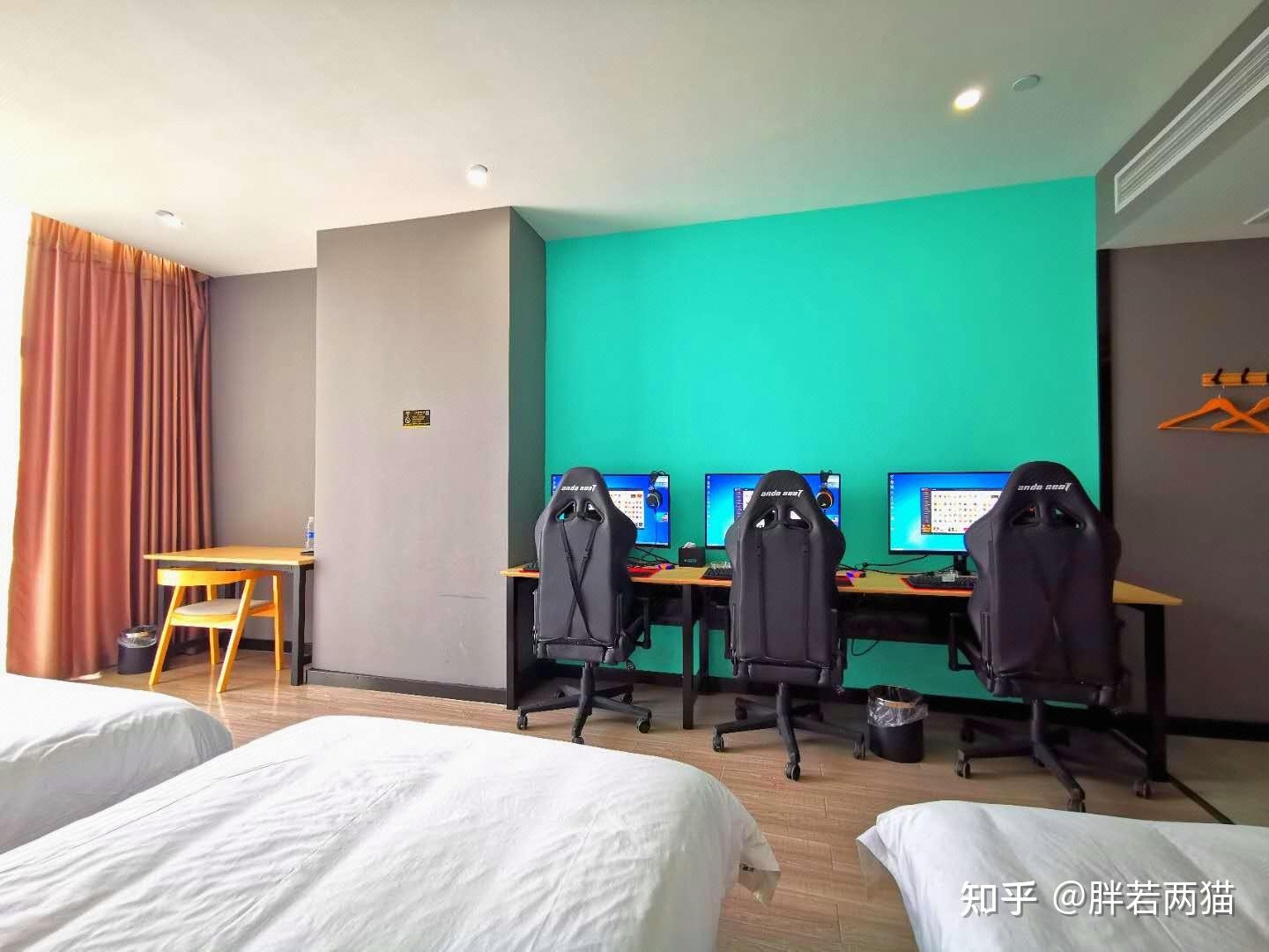 6,eha白霜电竞酒店