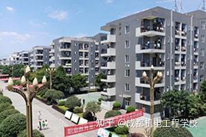 杭州职高学校排名_杭州商贸职高宿舍