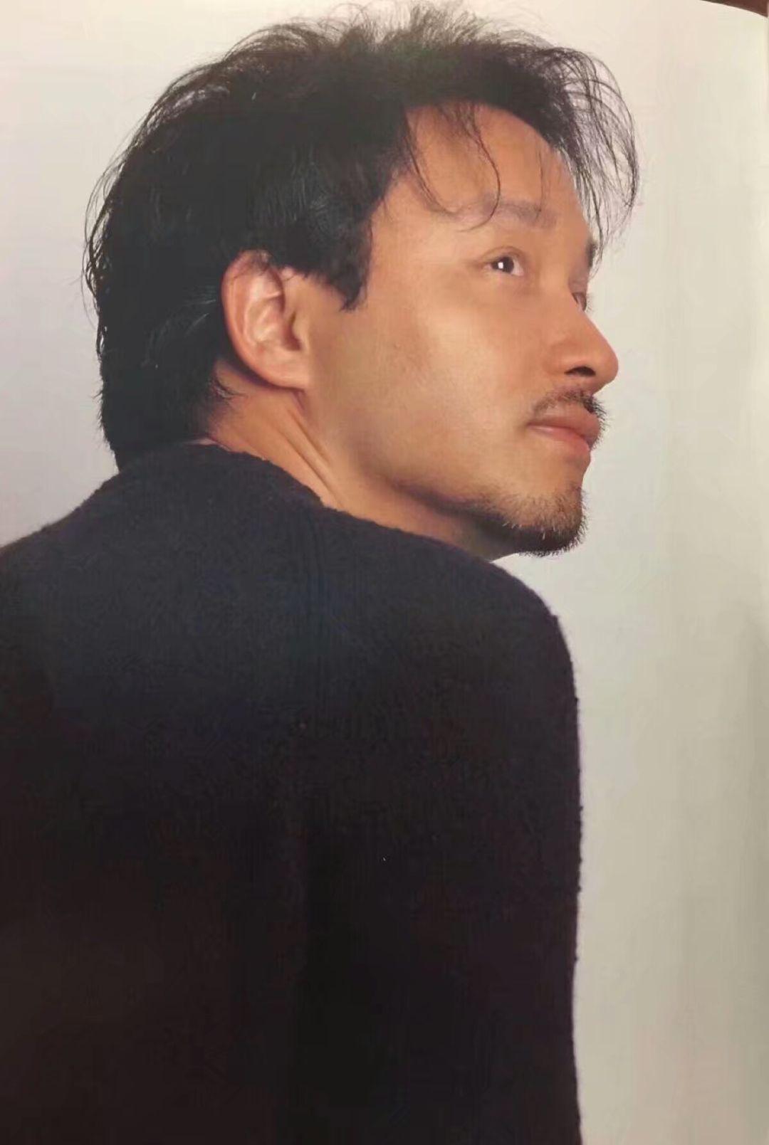 大家有没有哥哥背影图巨喜欢我心相印亭的那张