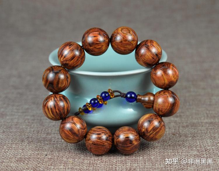 文玩新手看过来,海南黄花梨手串盘完攻略在这里