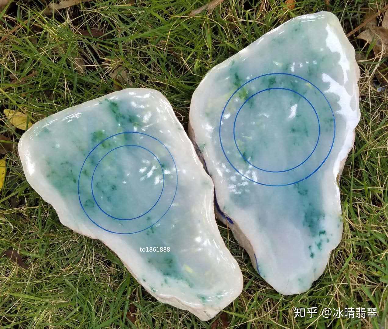 310公斤的翡翠原石一刀切出了冰种飘花玉镯