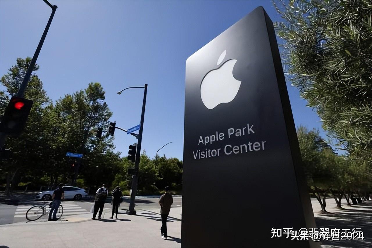 苹果迎50岁大寿:做出最大贡献的不是iPhone,媒体点名是它