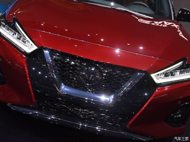 颜值配置小幅提升实拍2019款日产西玛