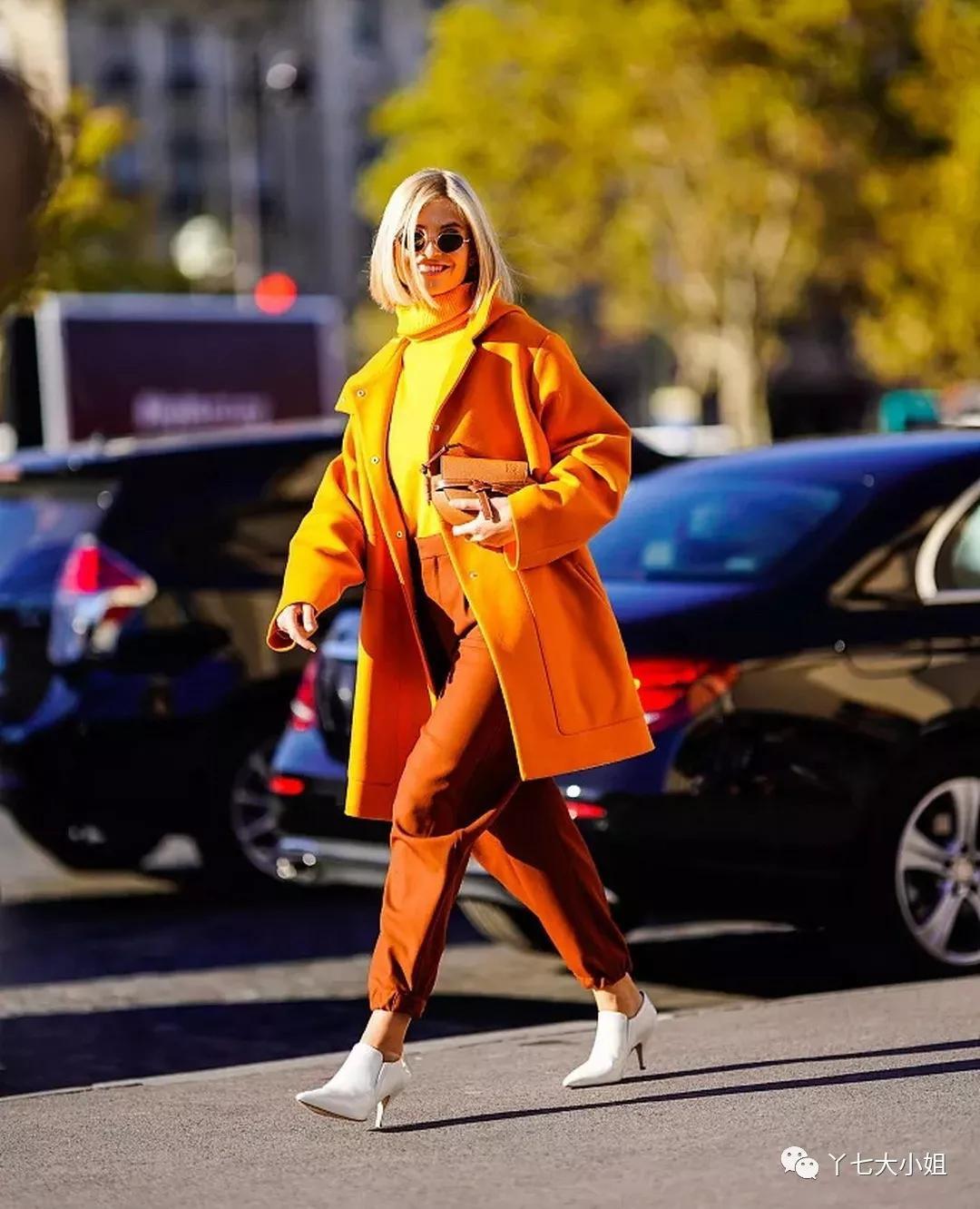 悄悄上位的南瓜色穿上这几件稳赢
