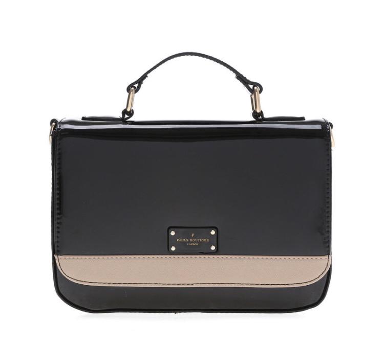 金高银同款    pauls boutique女神高俊熙在《她很漂亮》中就背过它