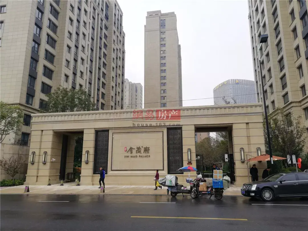 上海房价分析这条不足12公里的共和新路南北房价也差了不止5万