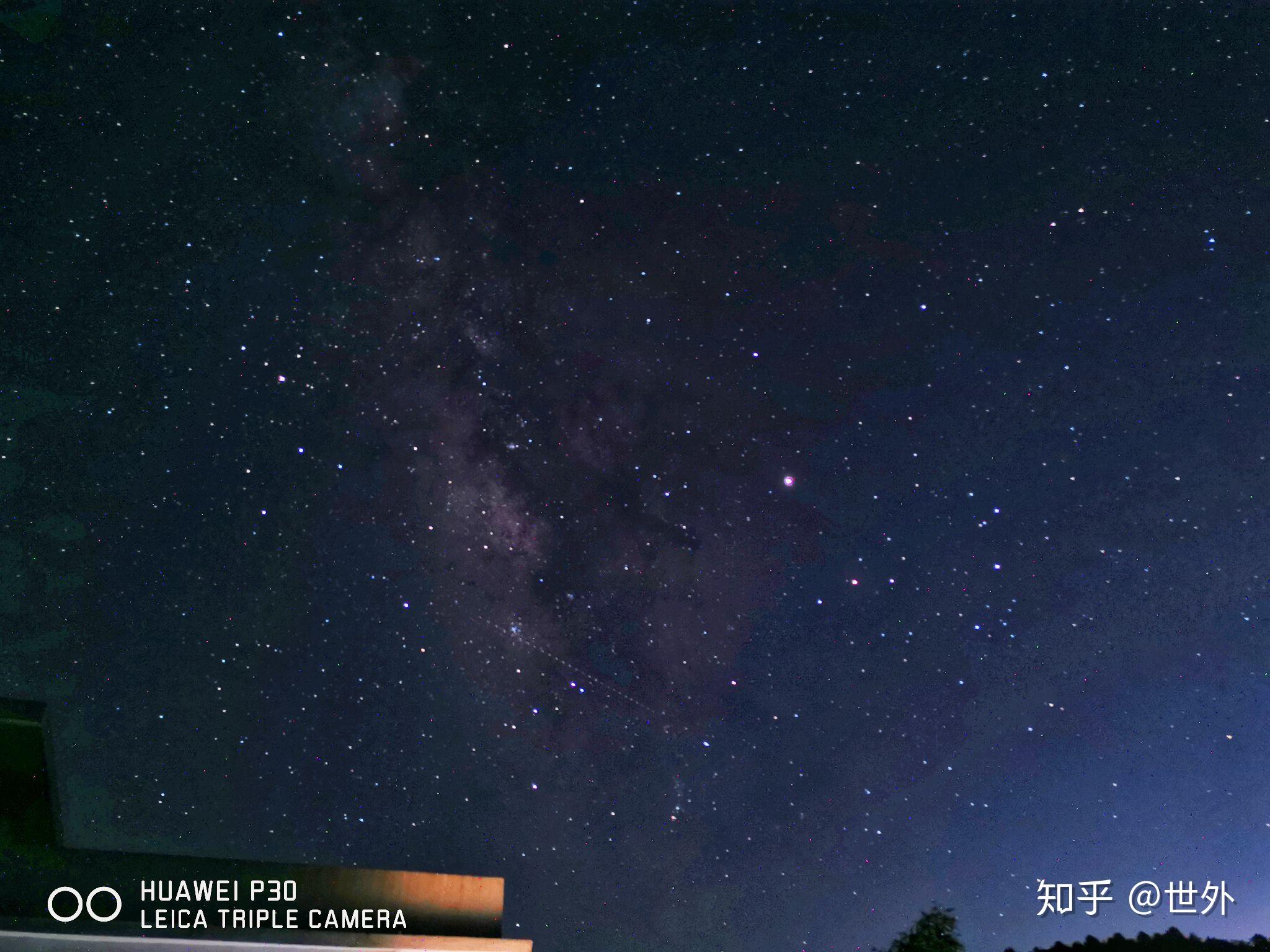 为啥我的华为p30pro拍出来的月亮是这样是我的拍照技术太low了吗