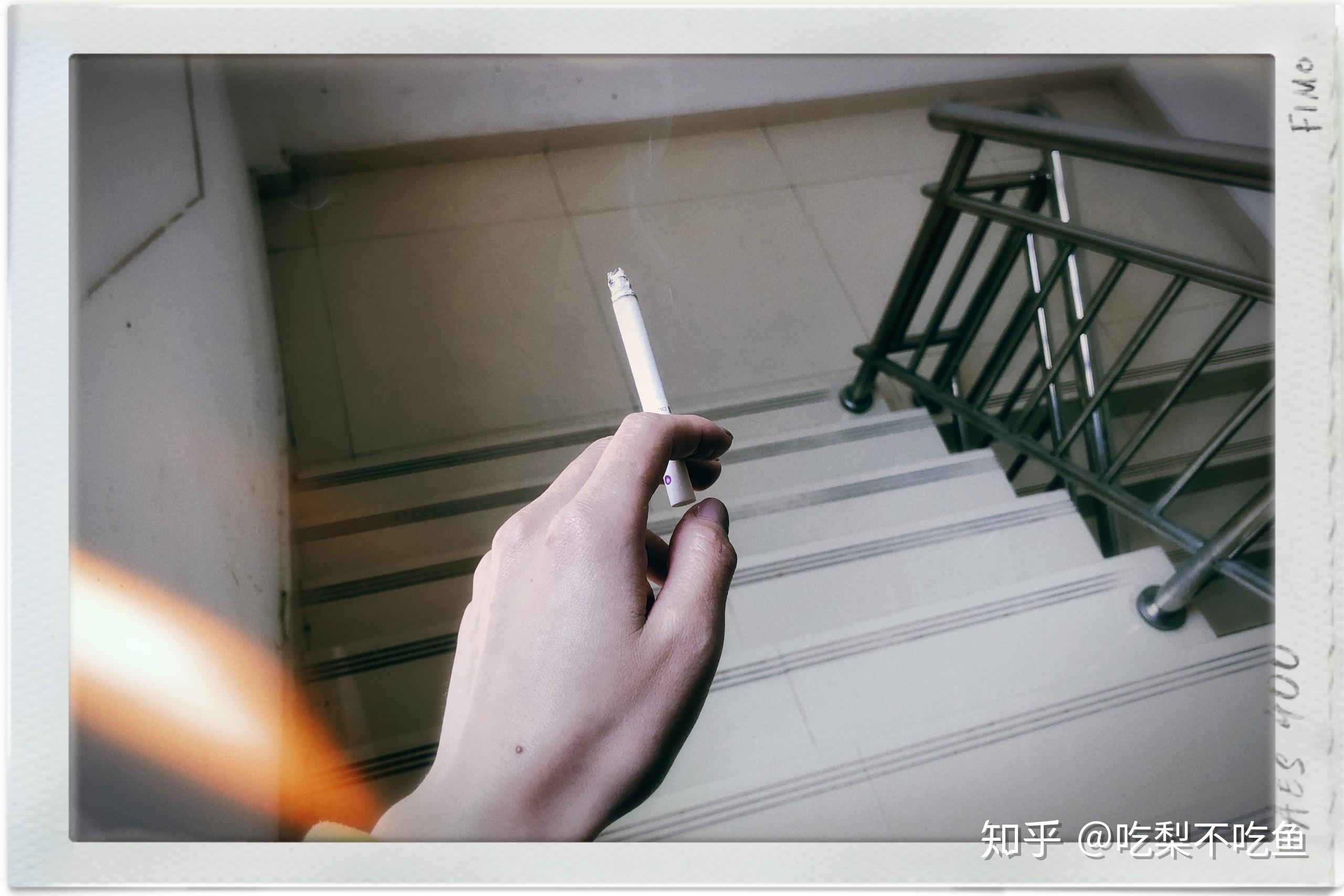 你抽烟的原因是什么难道只是因为烟瘾吗