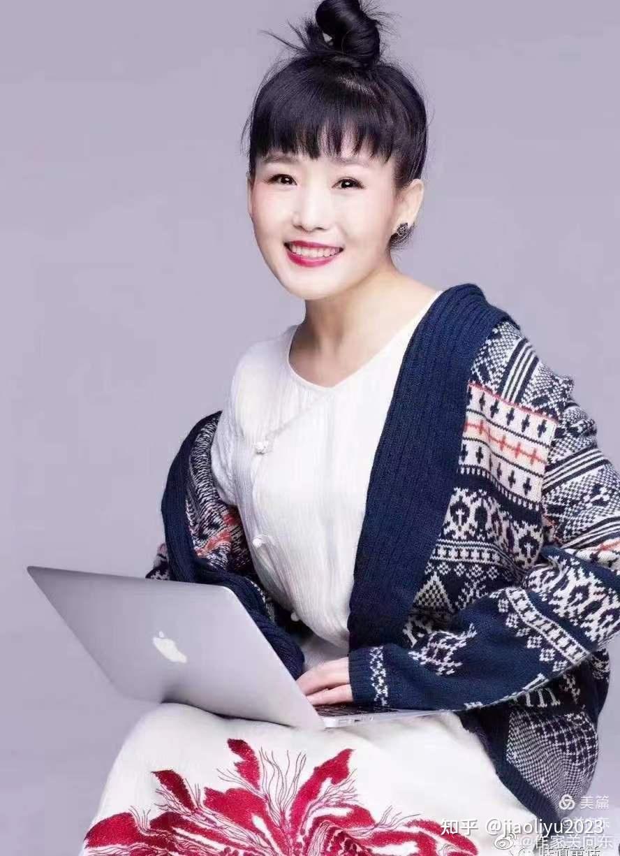 五位:翟毓红第四位:袁哲第三位:兰雨第二位:刘卓第一位:陈晓睿jiaoliy